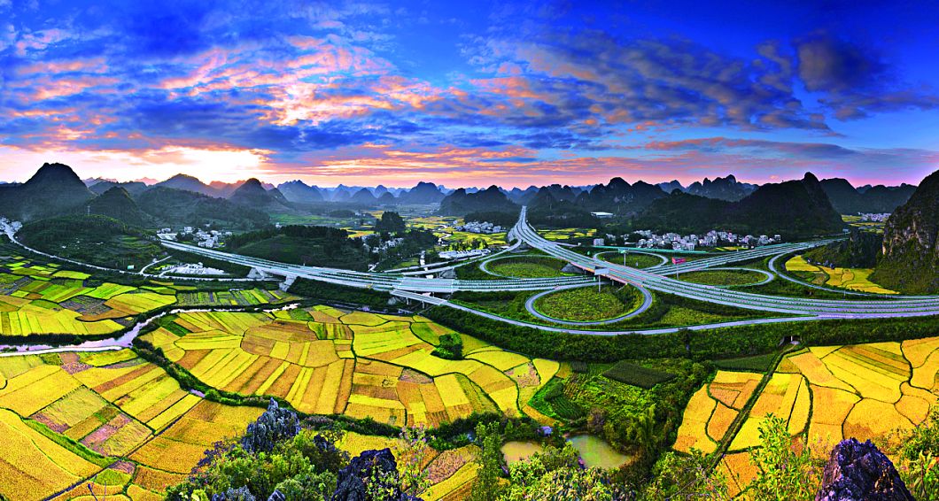 壮美广西，多彩画卷展新篇